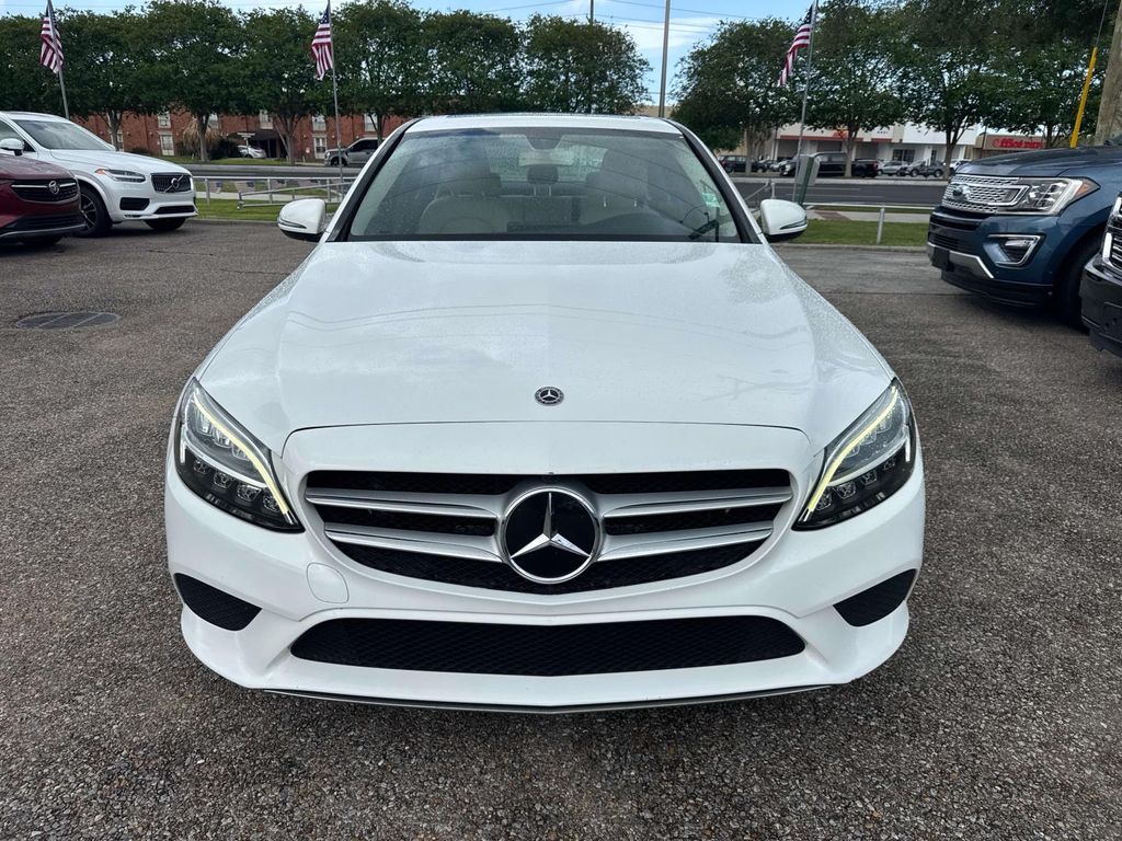2019 Mercedes-Benz C-Class 300 Image 3 of 29