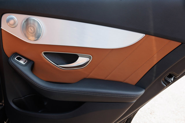 Vehicle image 18 of 41
