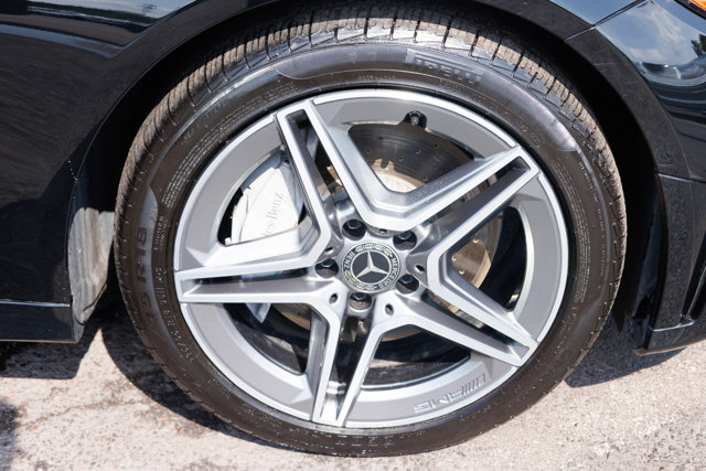 Vehicle image 12 of 41