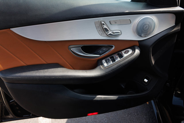 Vehicle image 13 of 41