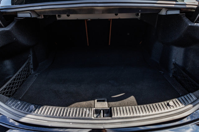 Vehicle image 34 of 41