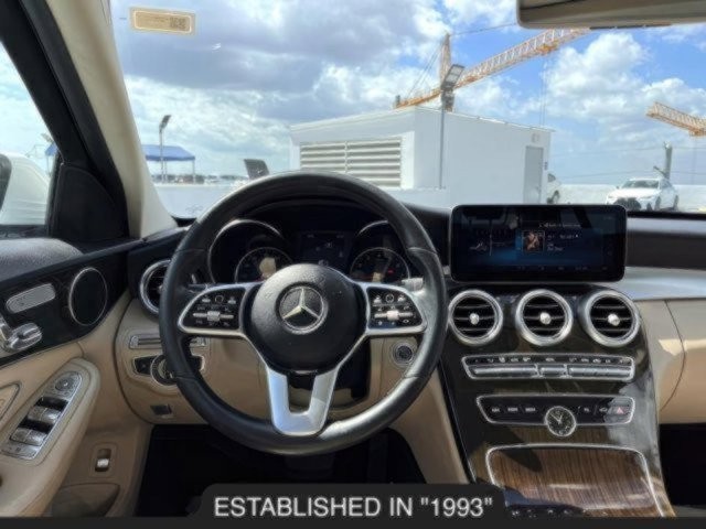 Vehicle image 24 of 52