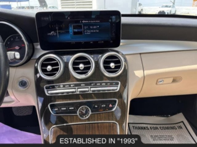 Vehicle image 41 of 52