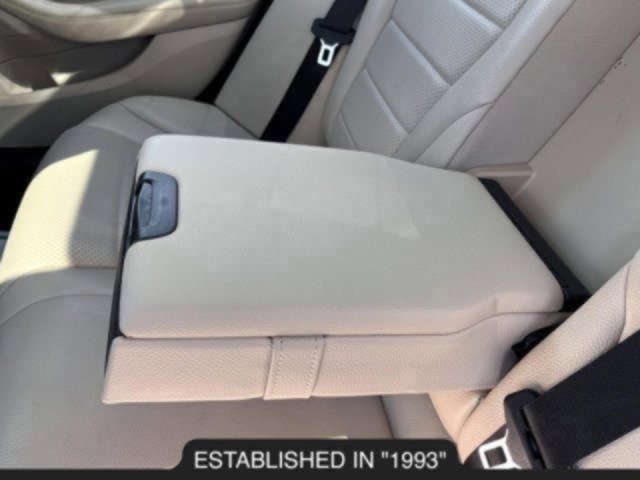 Vehicle image 45 of 52