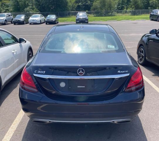2019 Mercedes-Benz C-Class 300 Image 2 of 4