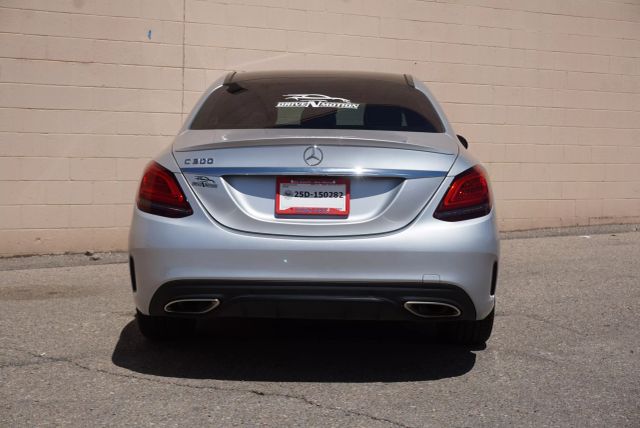 Vehicle image 5 of 33