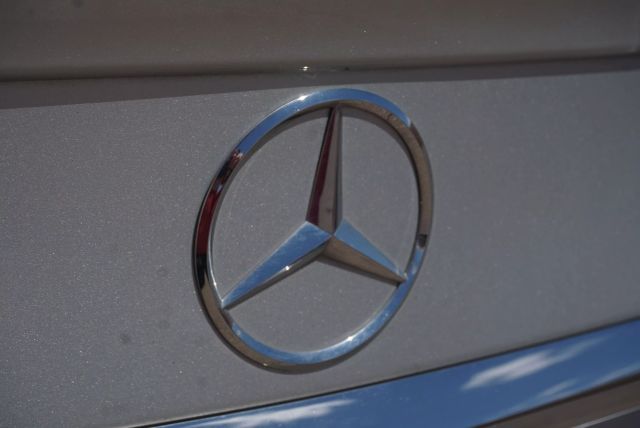 Vehicle image 30 of 33