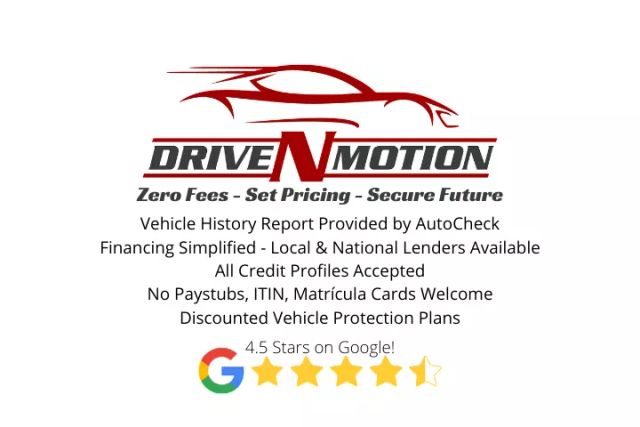 Vehicle image 8 of 33