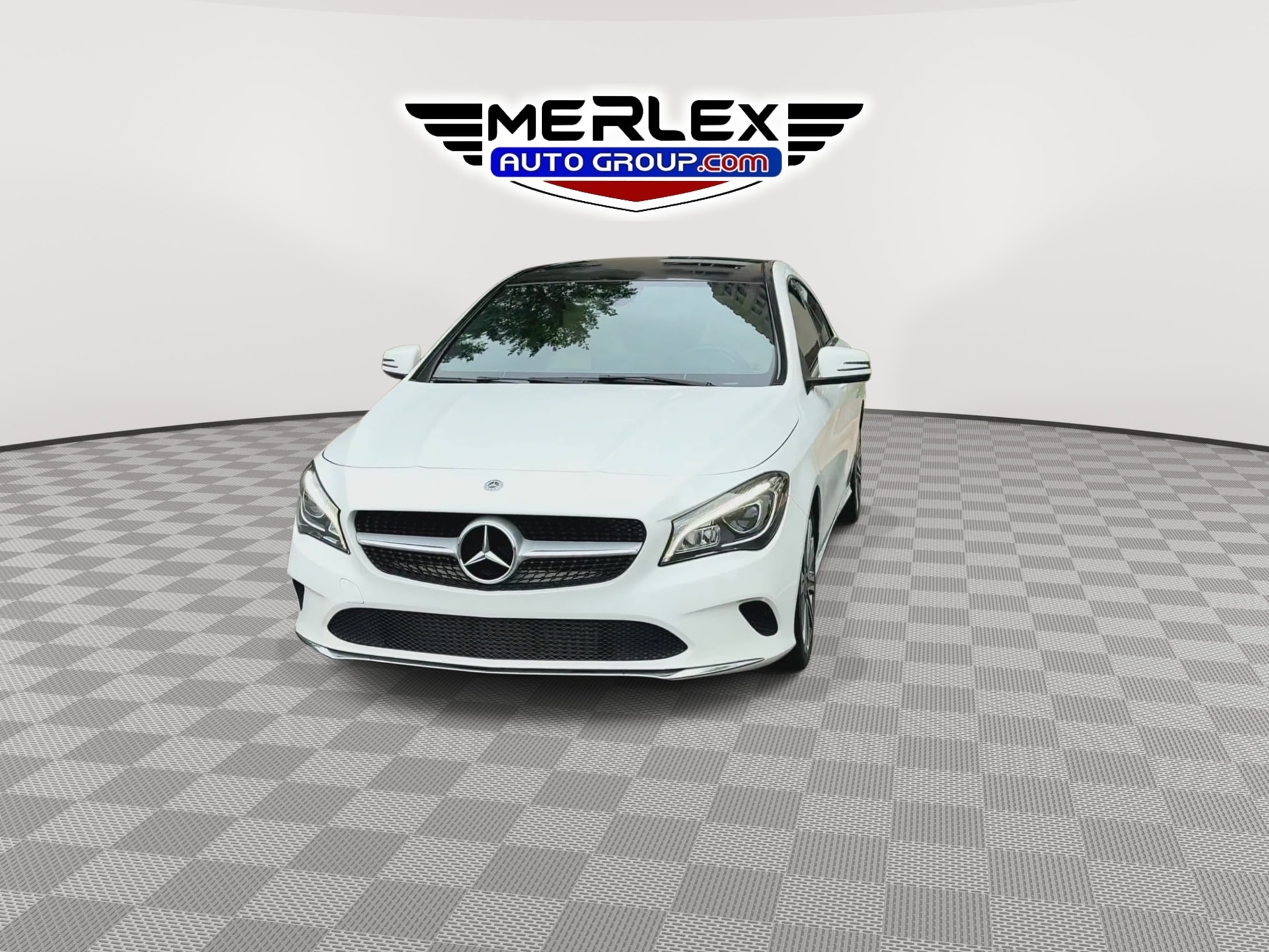 2019 Mercedes-Benz CLA 250 Image 2 of 30