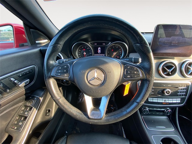 Vehicle image 23 of 35