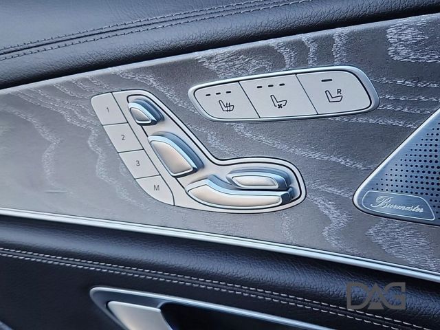 Vehicle image 16 of 34