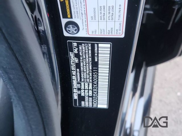 Vehicle image 27 of 34
