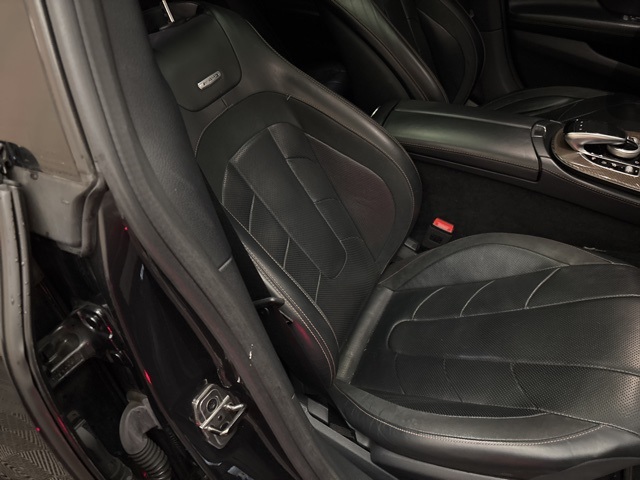 Vehicle image 12 of 26