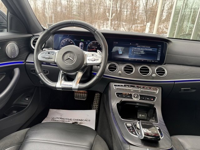 Vehicle image 12 of 15