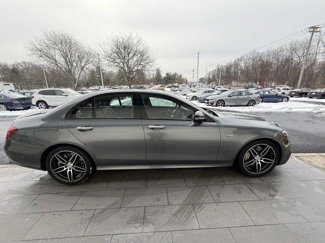 Vehicle image 6 of 15