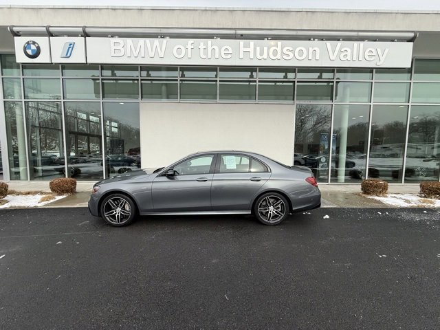 Vehicle image 8 of 15