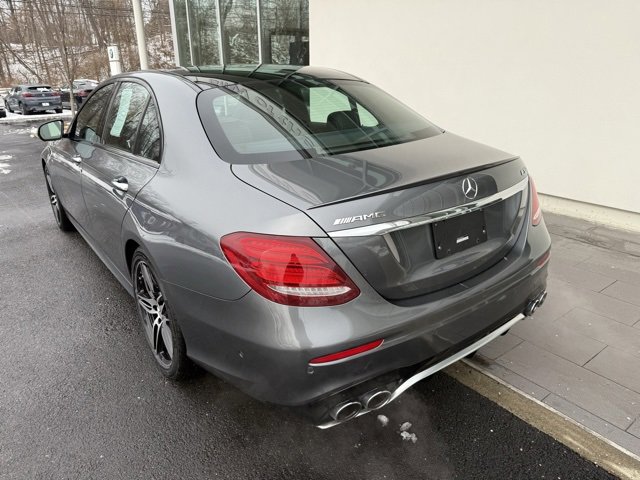 Vehicle image 7 of 15