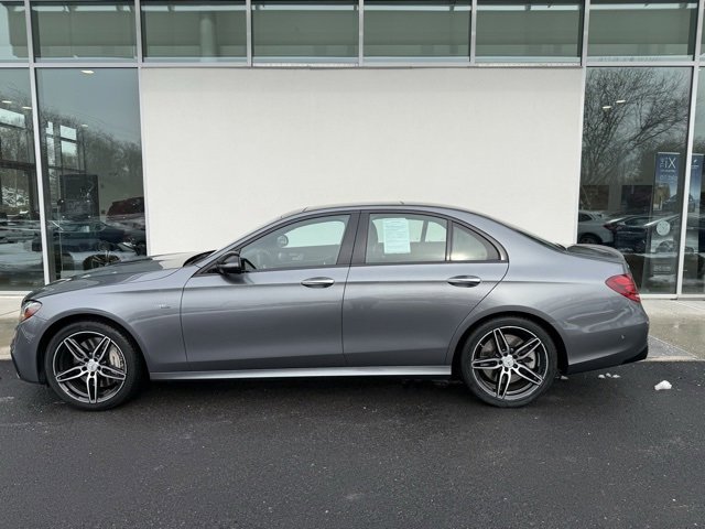 Vehicle image 2 of 15