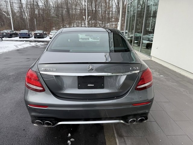 Vehicle image 4 of 15