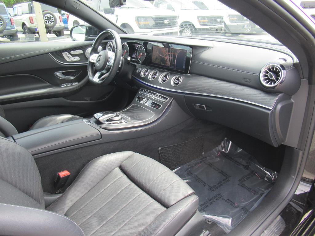 Vehicle image 12 of 27