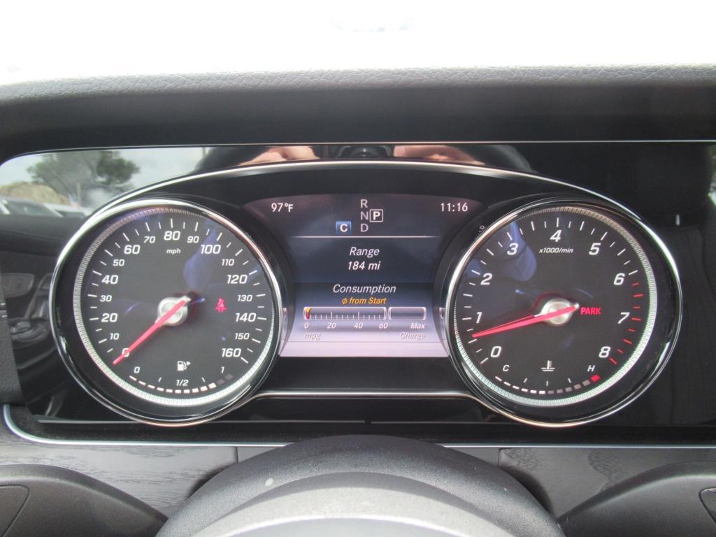 Vehicle image 15 of 27