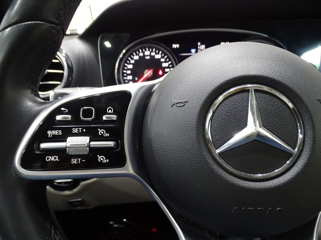 Vehicle image 22 of 41