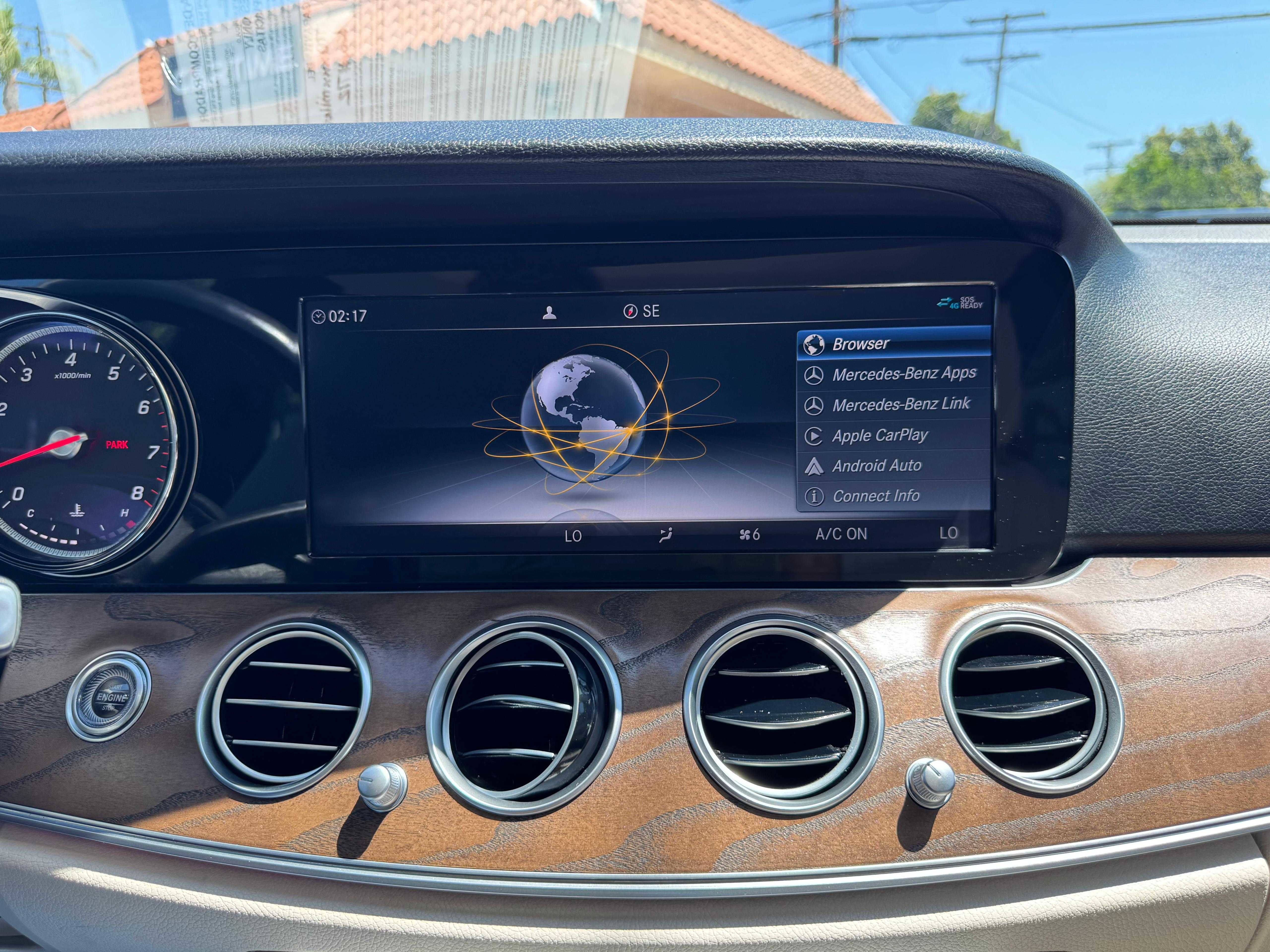 Vehicle image 37 of 72