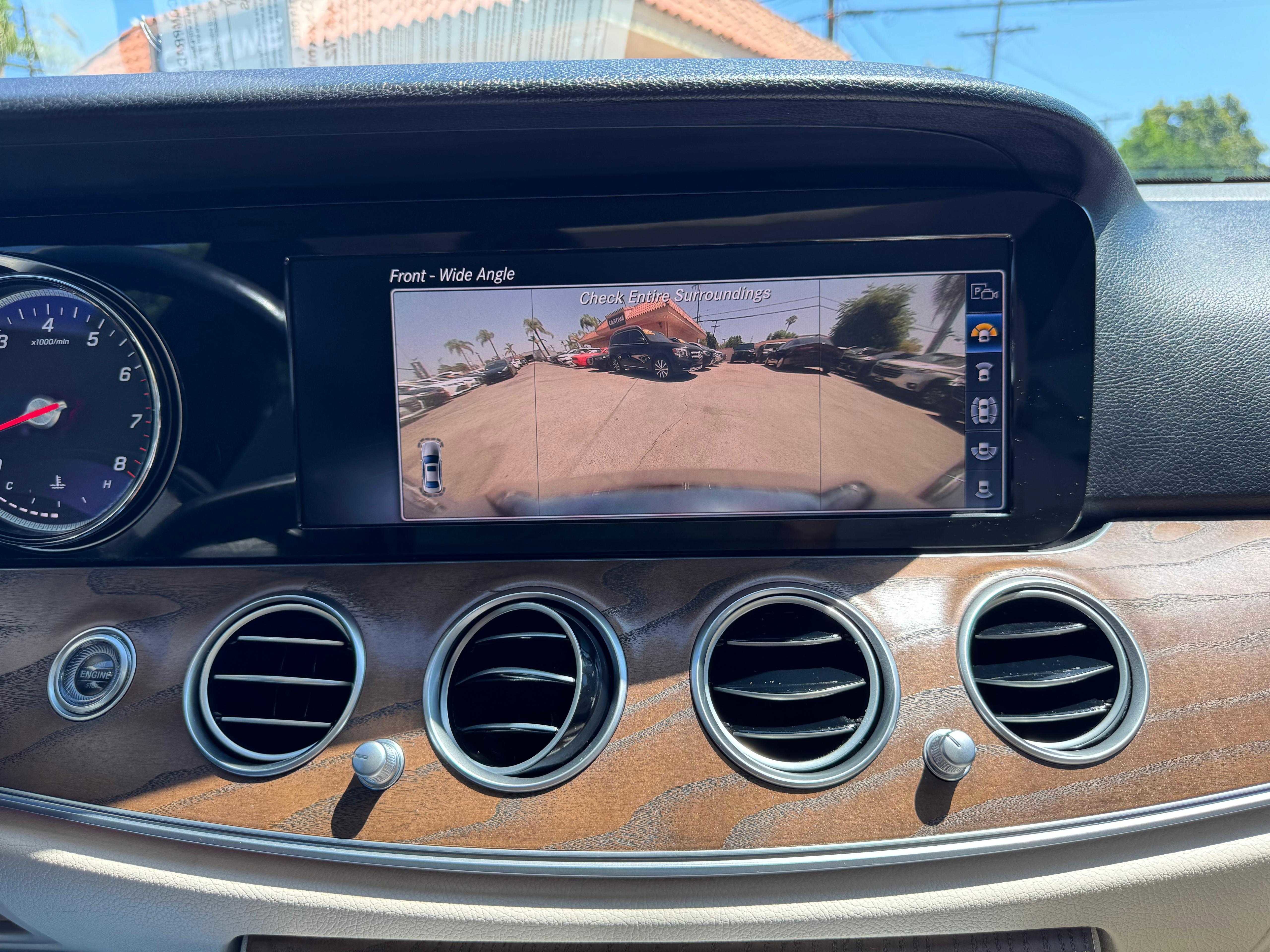 Vehicle image 44 of 72