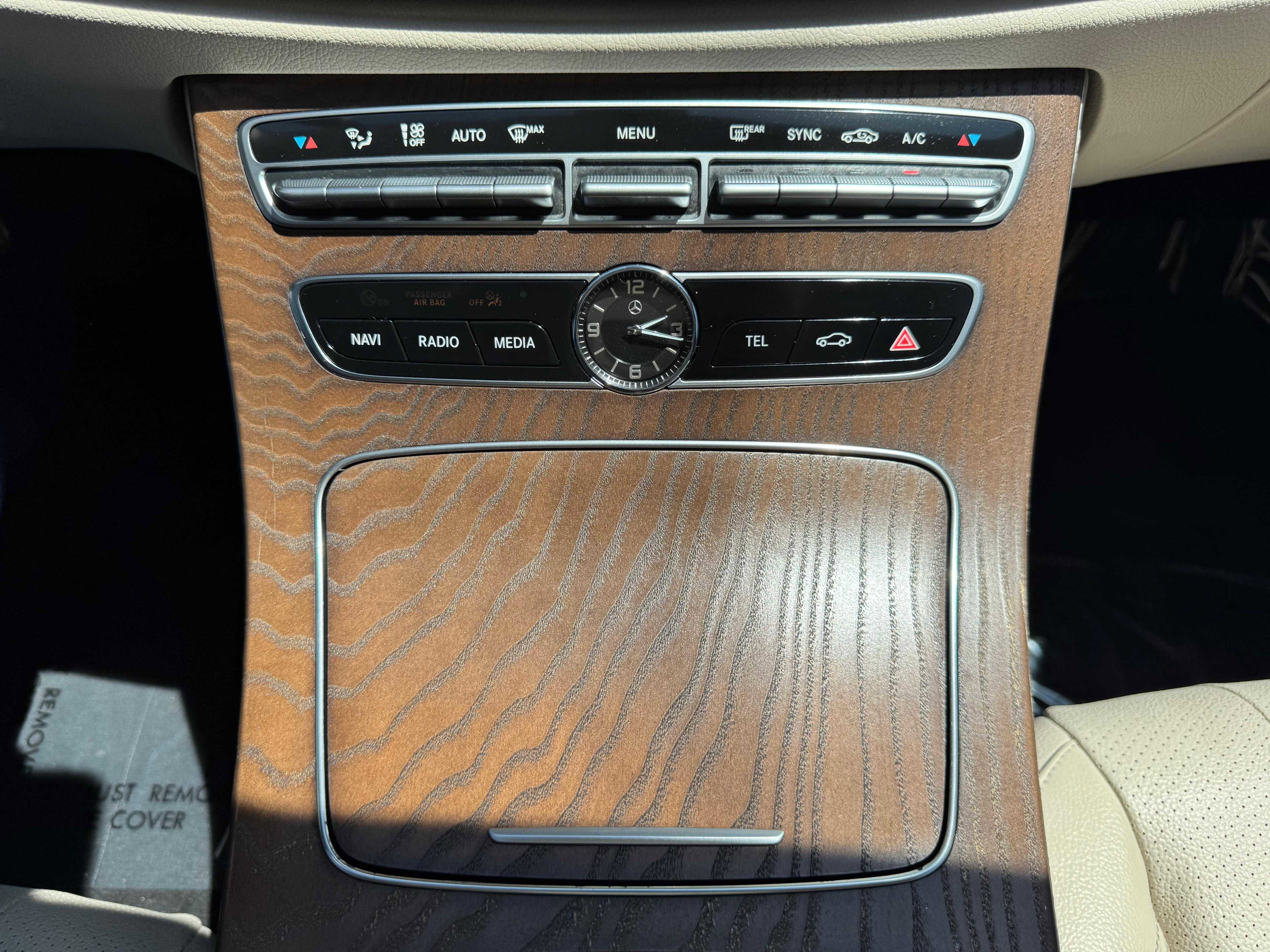 Vehicle image 71 of 72