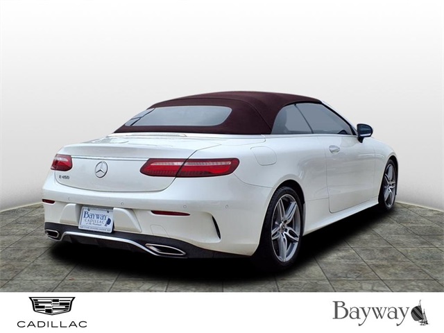 Vehicle image 5 of 25