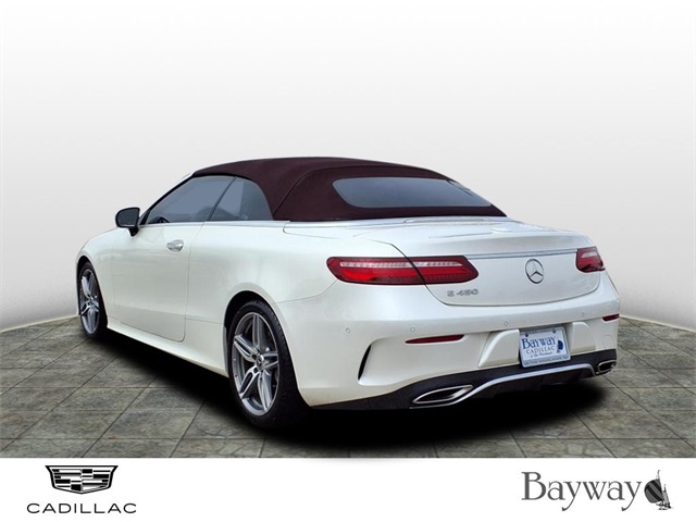 Vehicle image 7 of 25