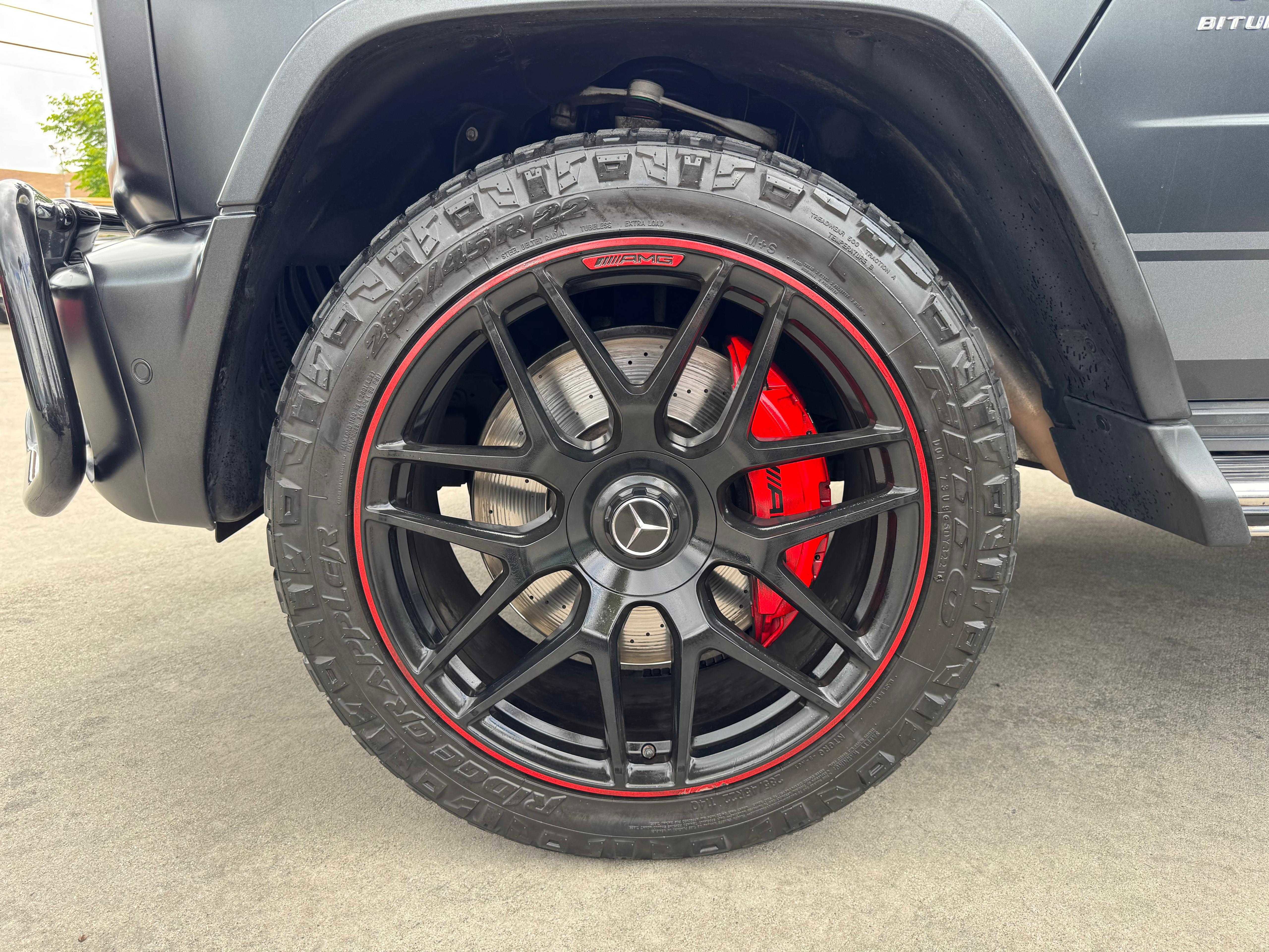 Vehicle image 28 of 187