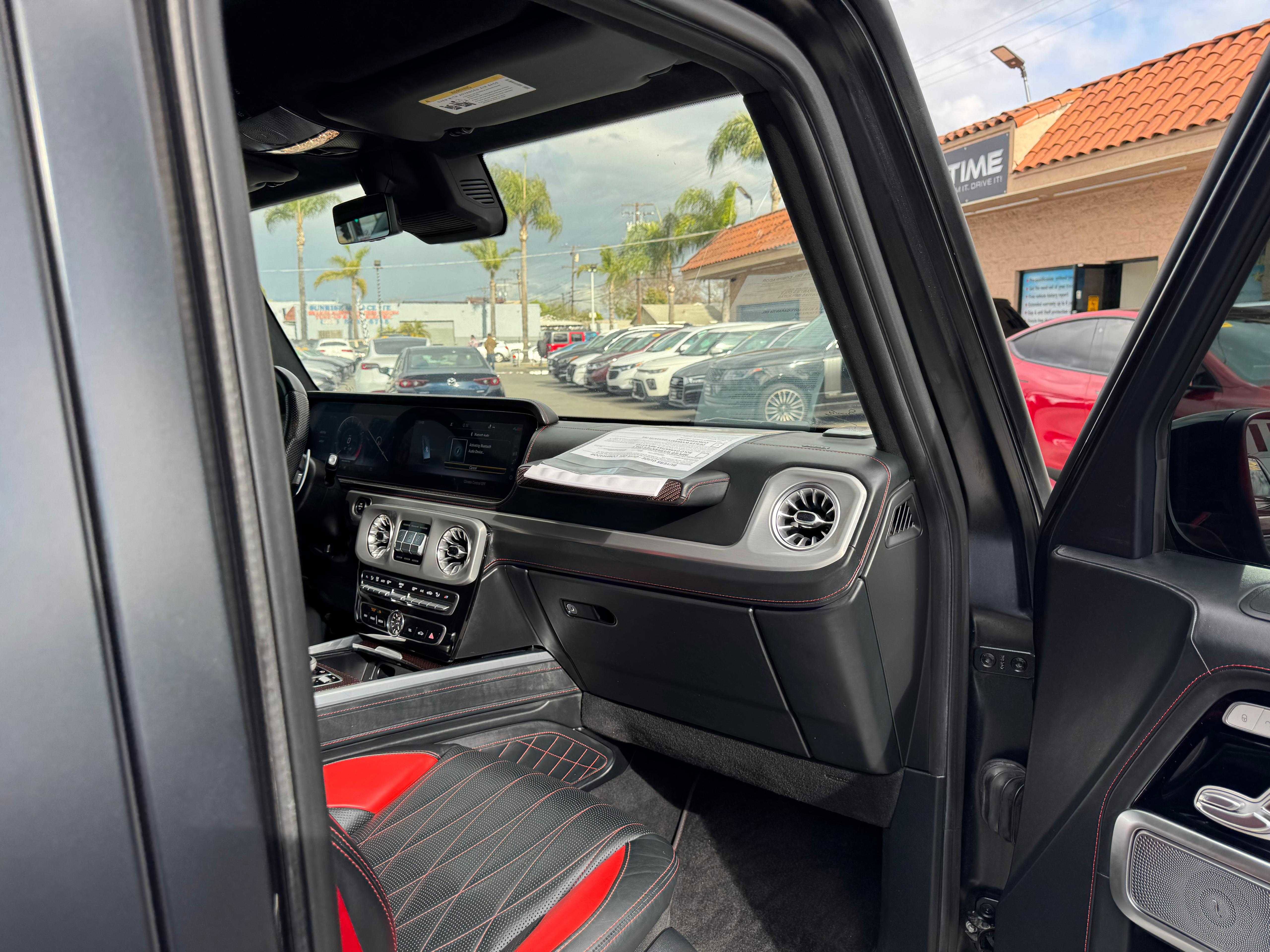 Vehicle image 79 of 187