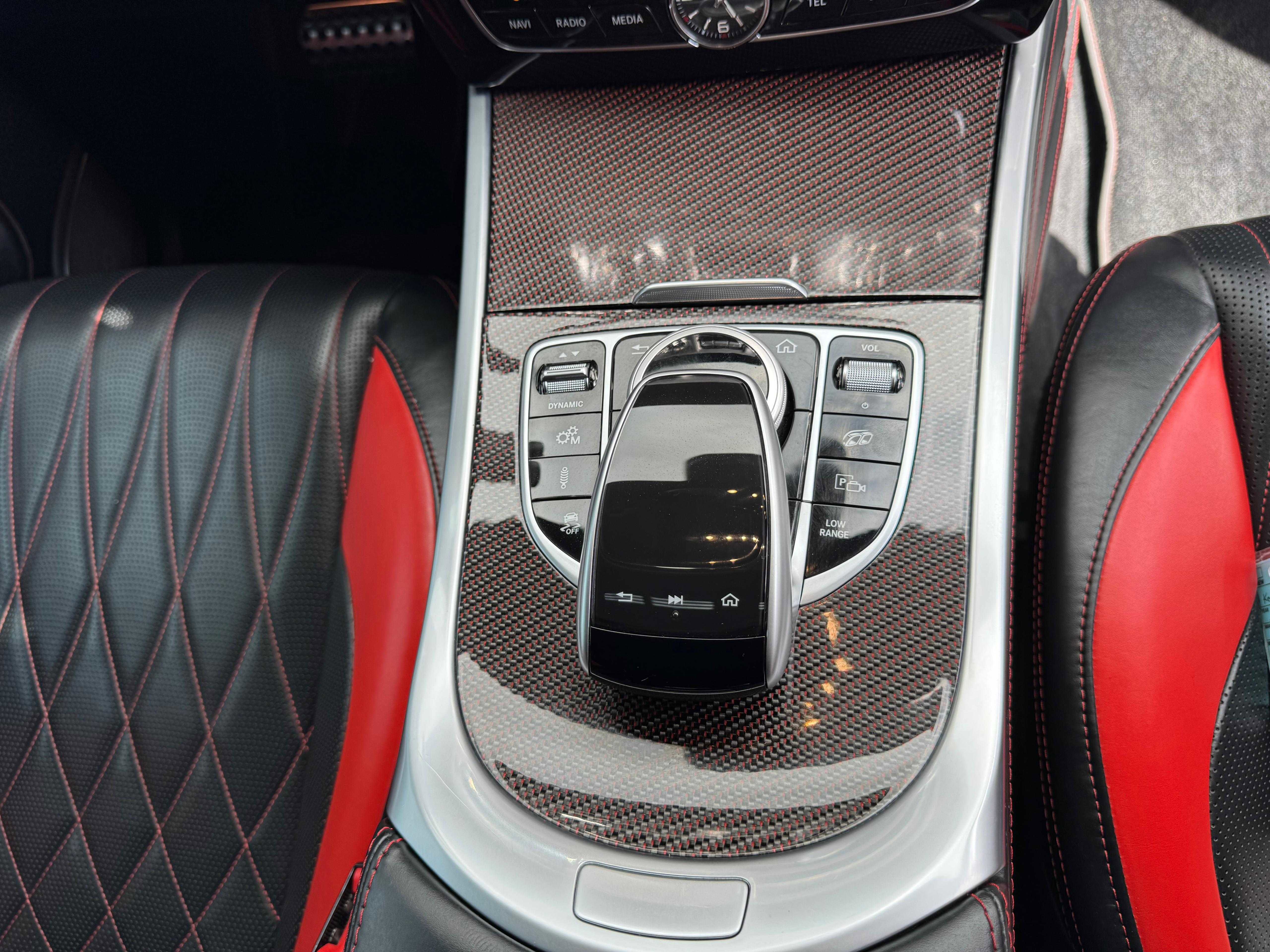 Vehicle image 70 of 187