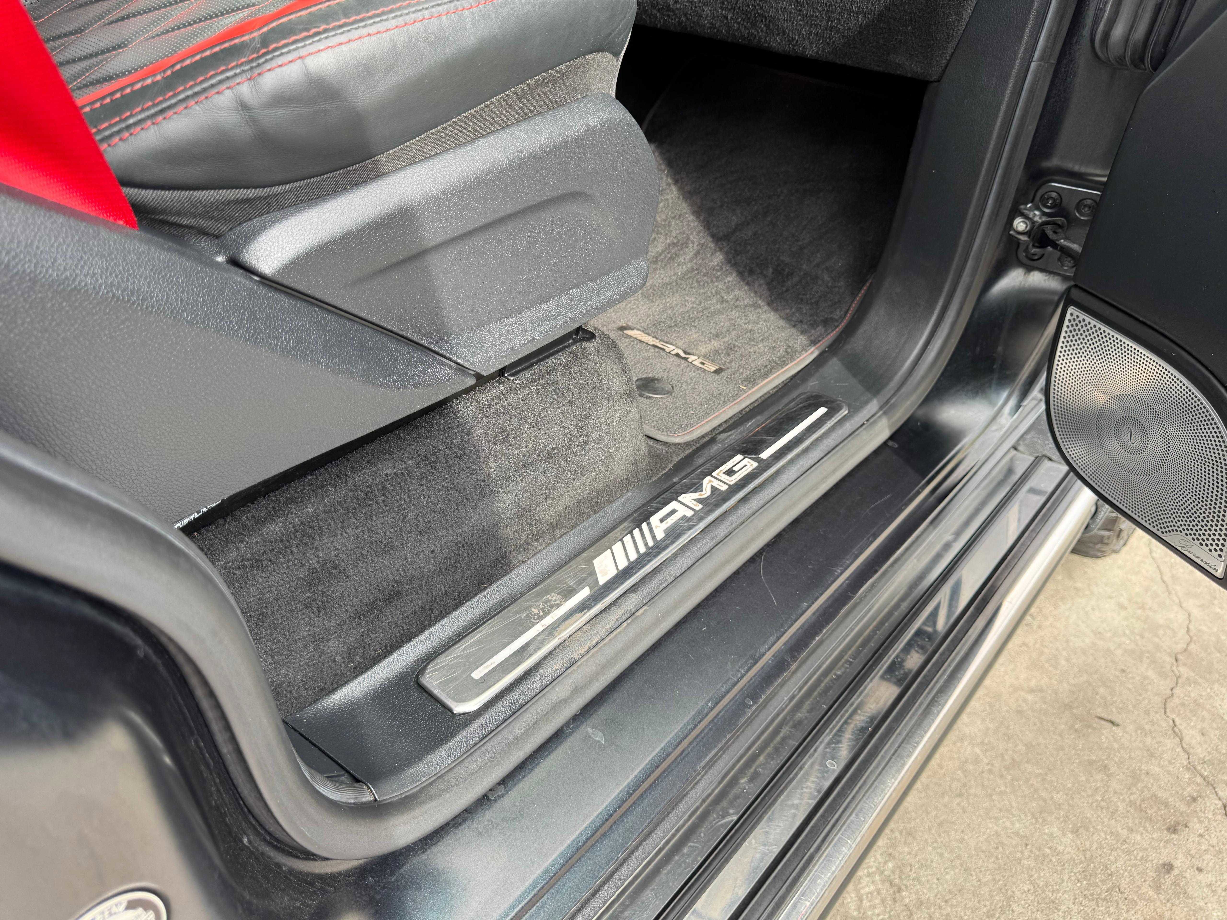 Vehicle image 74 of 187