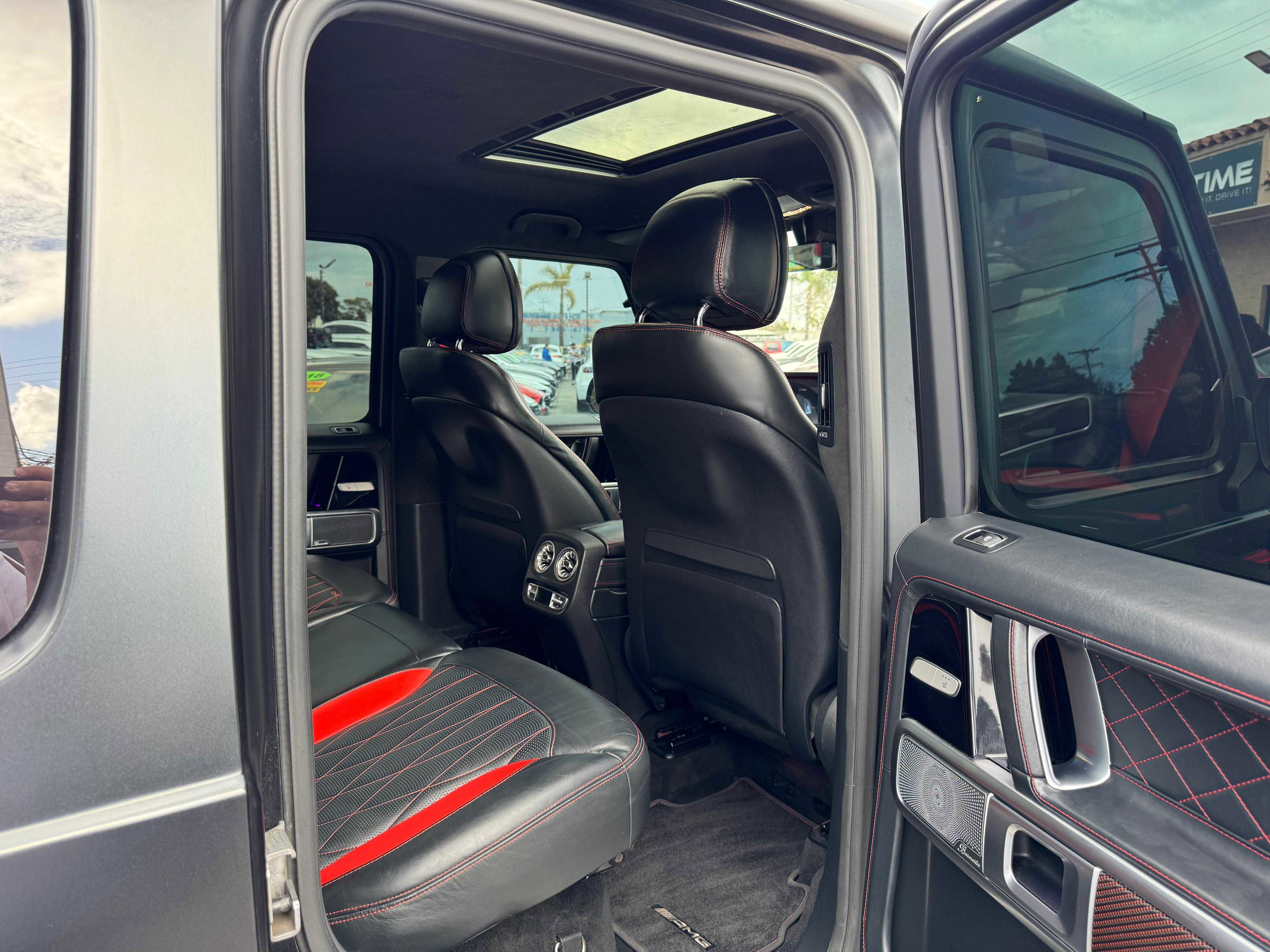 Vehicle image 63 of 187