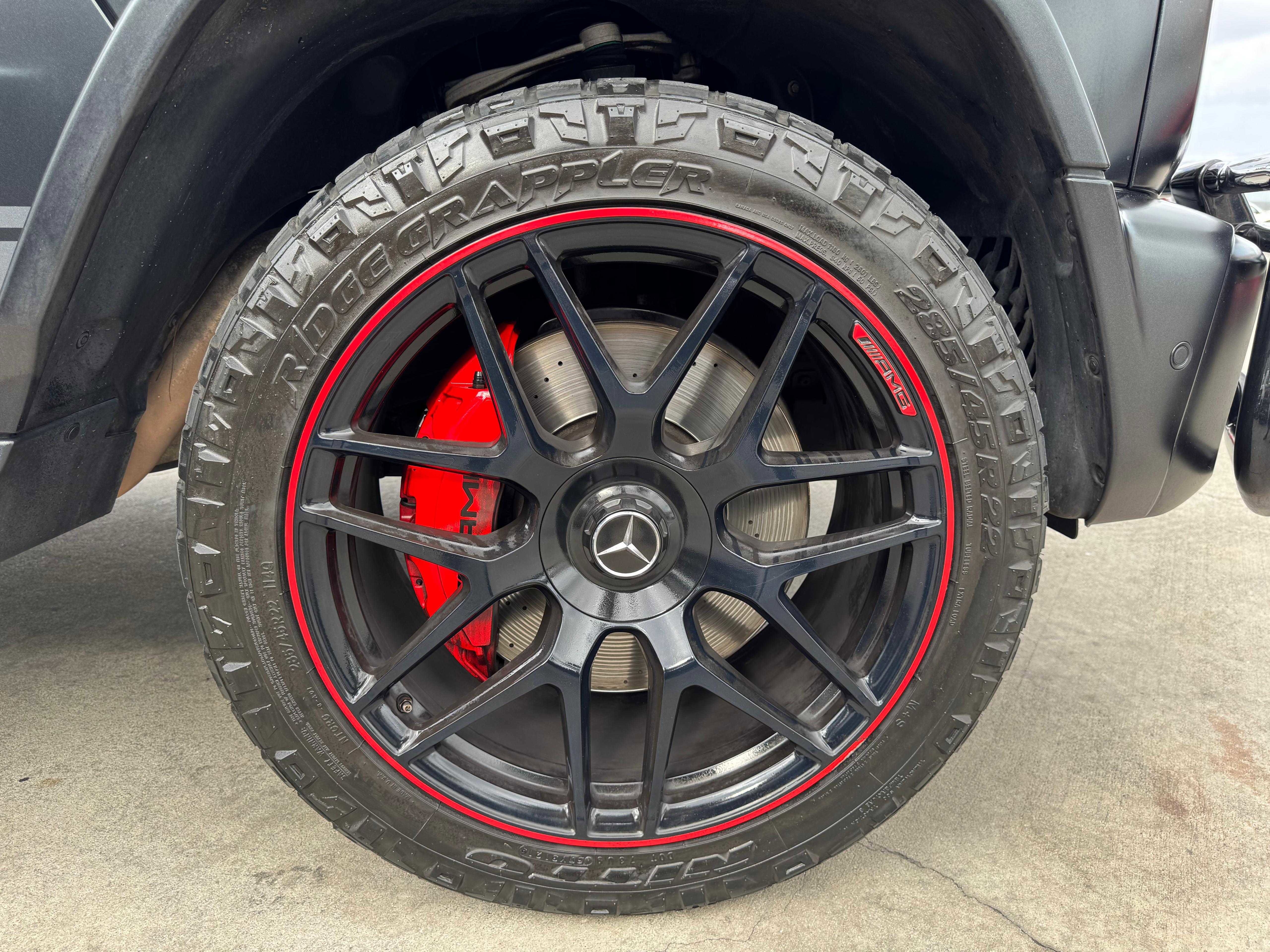 Vehicle image 33 of 187