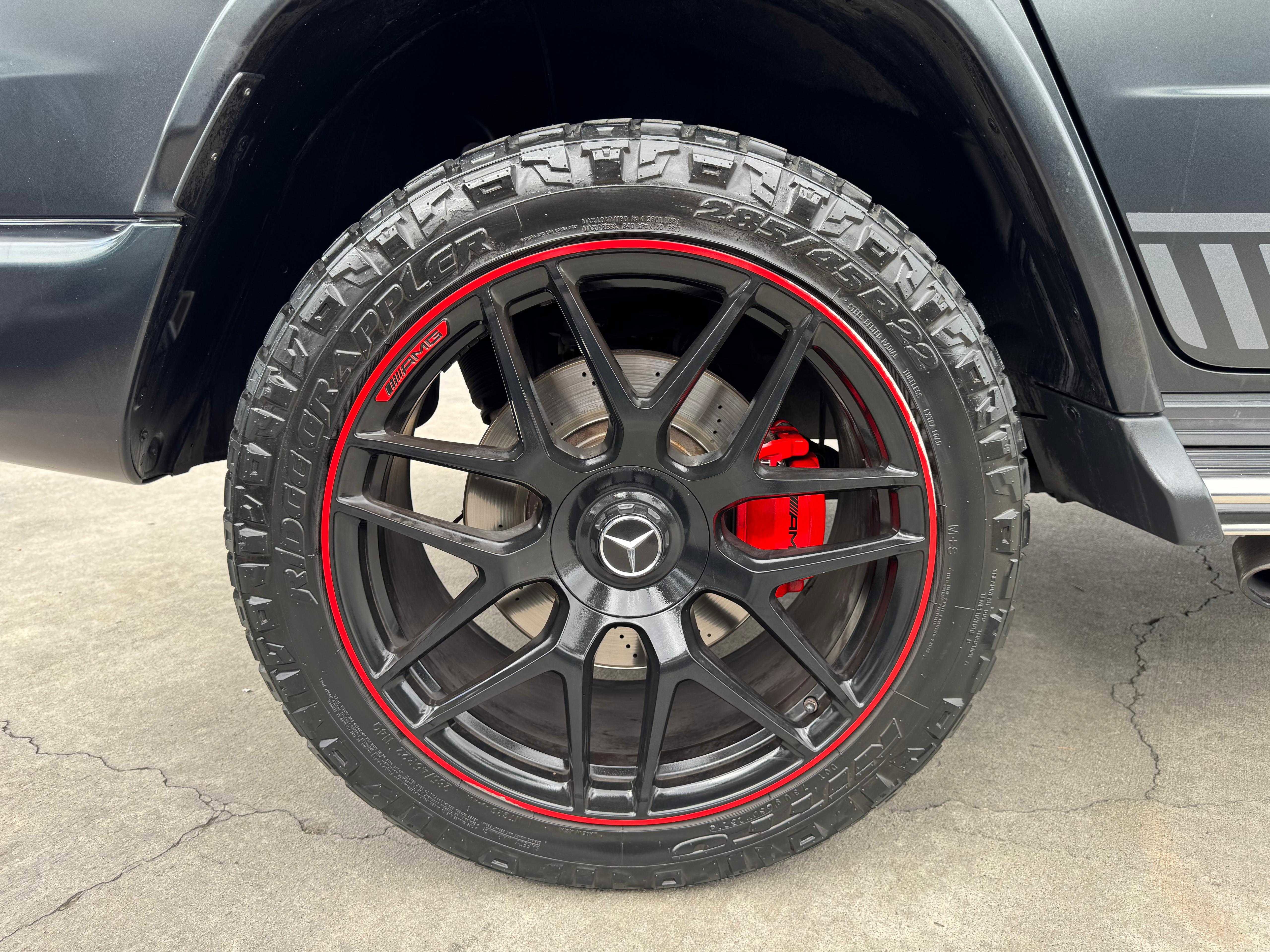 Vehicle image 32 of 187