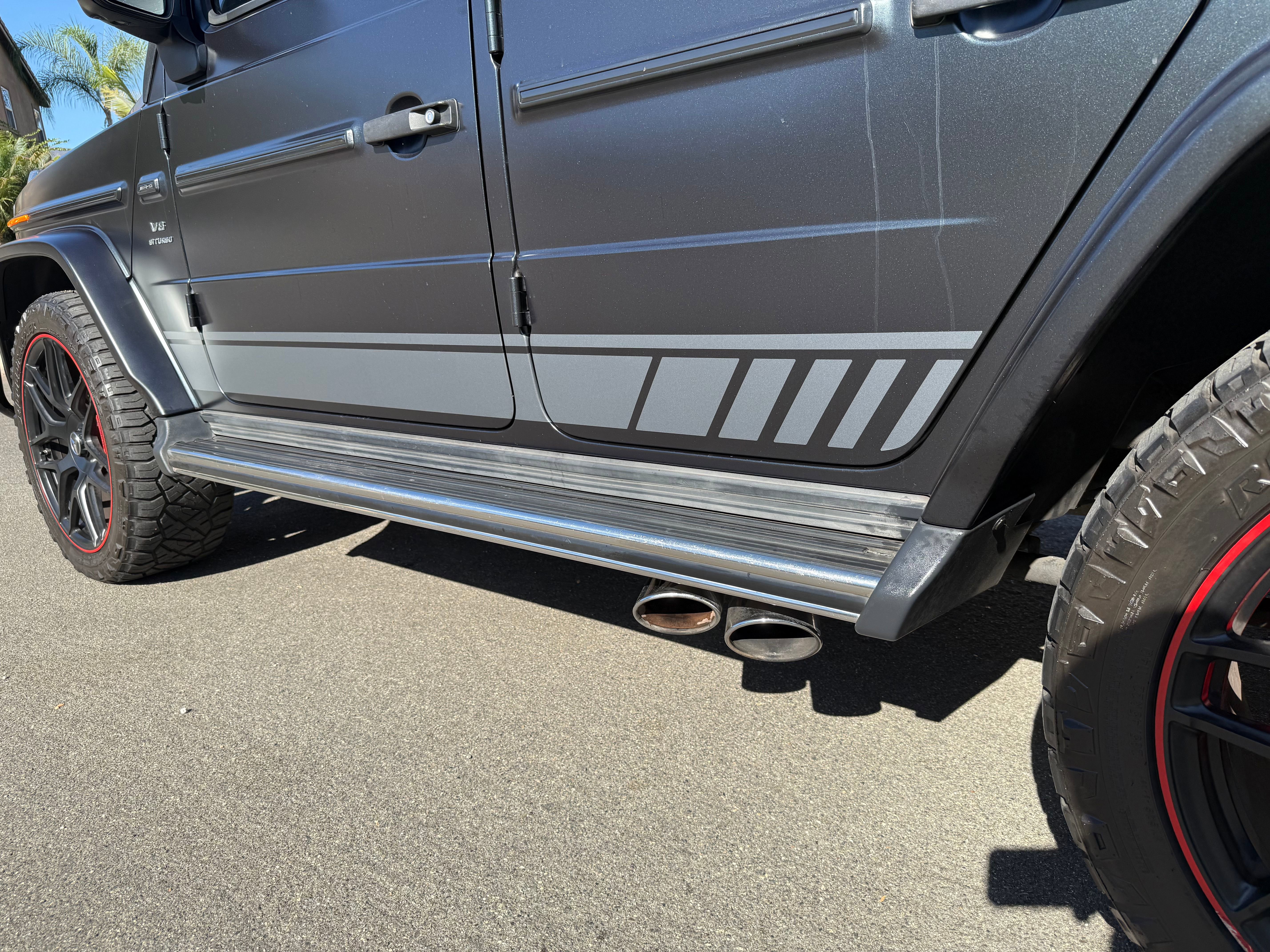 Vehicle image 176 of 187