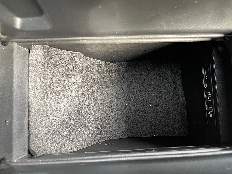 Vehicle image 23 of 50