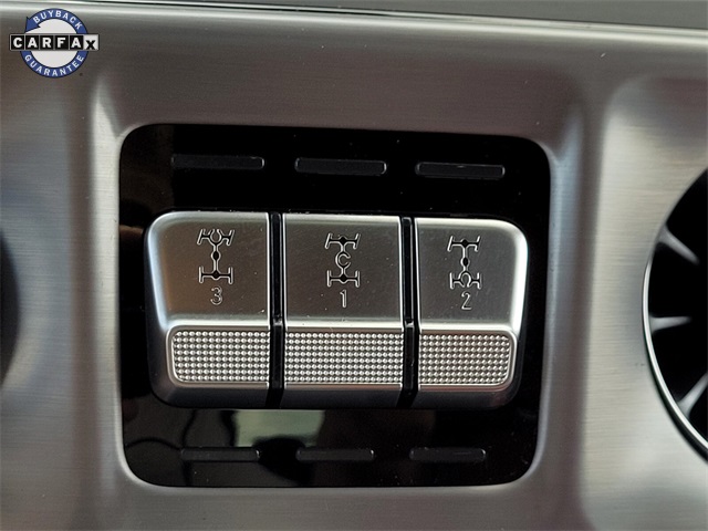 Vehicle image 21 of 46