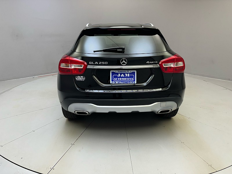 Vehicle image 6 of 40