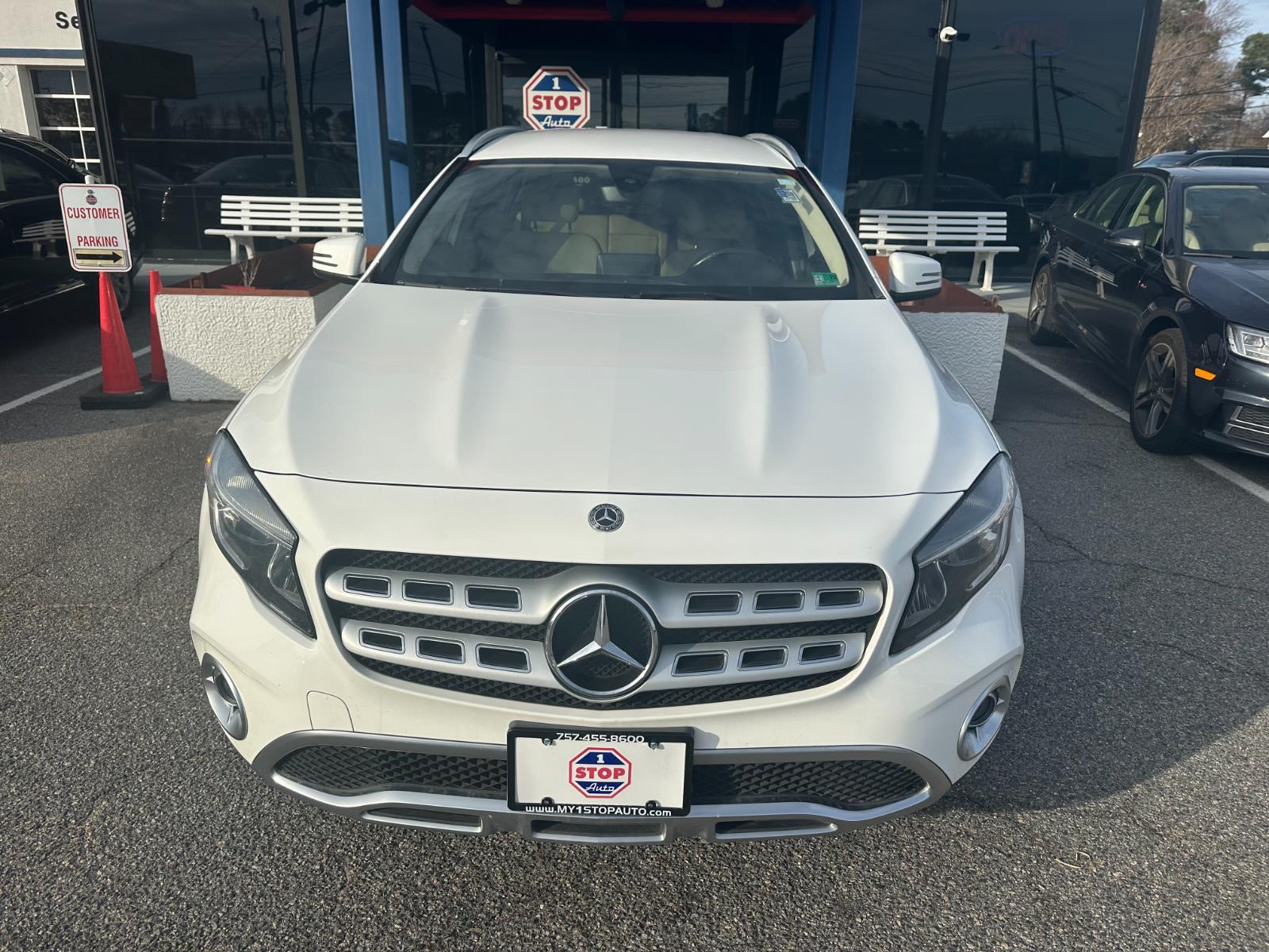 Vehicle image 3 of 28