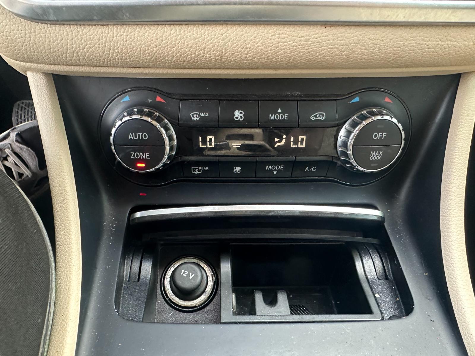 Vehicle image 14 of 28