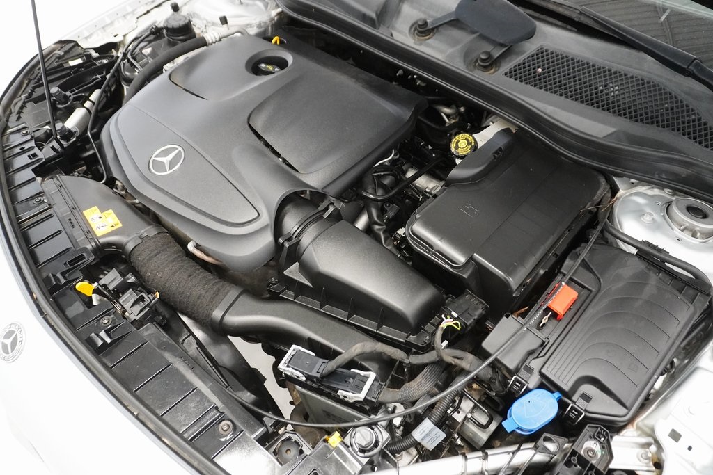 Vehicle image 11 of 33
