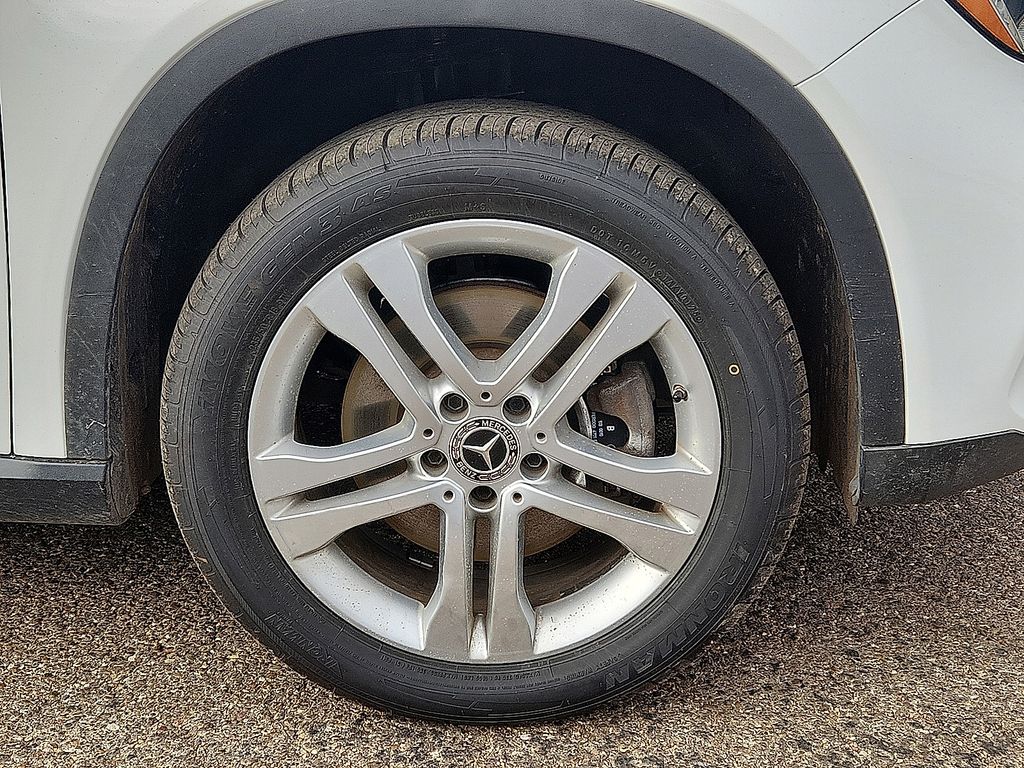 Vehicle image 29 of 30
