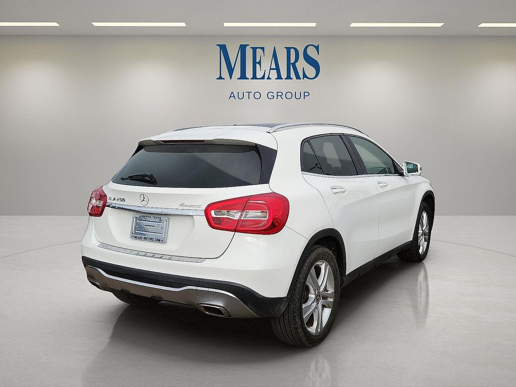 Vehicle image 5 of 30