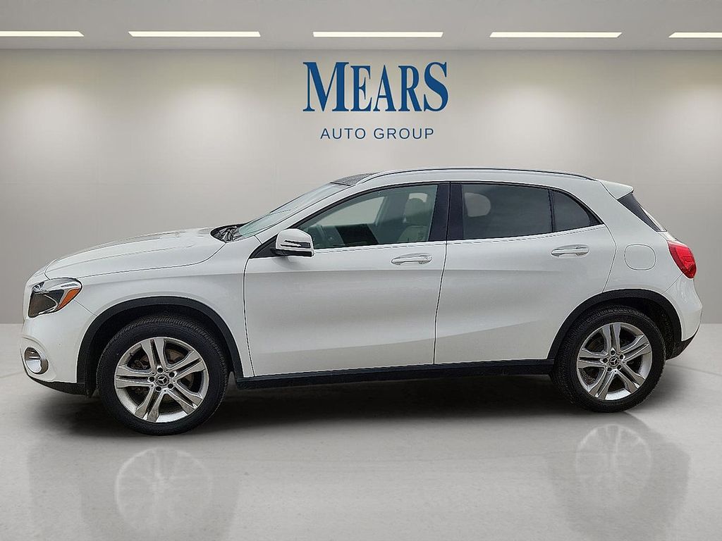 Vehicle image 8 of 30