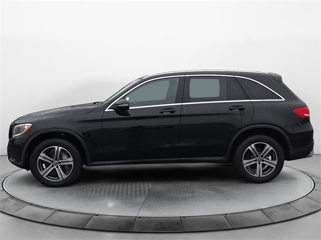 Vehicle image 8 of 10