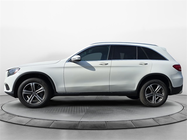 Vehicle image 5 of 10